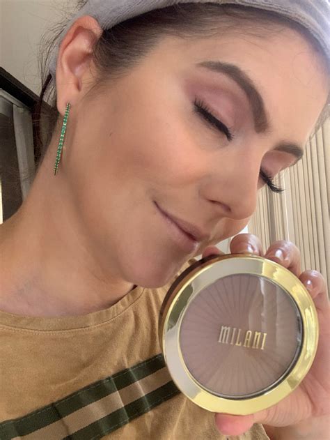 milani bronzer powder sun kissed.